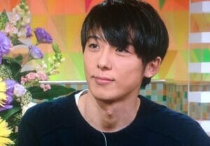 高橋一生の血管腕毛と筋肉喉仏