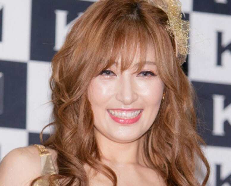 熊田曜子目が変と目の下